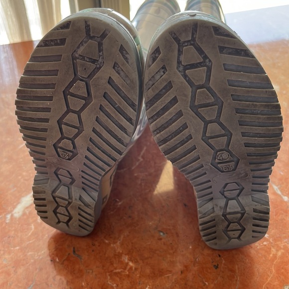 Authentic Emilio Pucci receipts, included,in picture, high waterproof rain boots - Picture 9 of 13